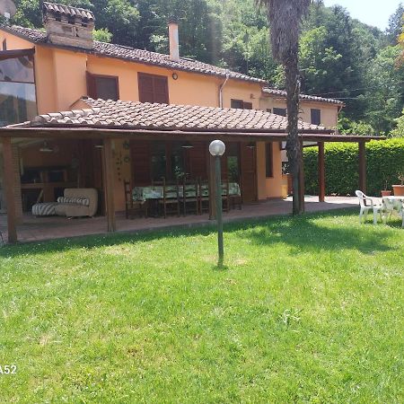 Al Lago Nel Verde Apartment Пиедилуко Екстериор снимка